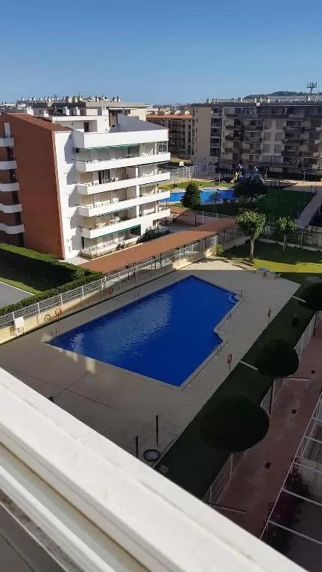 Costa Daurada Apartaments - Aquario Pineda لا بينيذا المظهر الخارجي الصورة